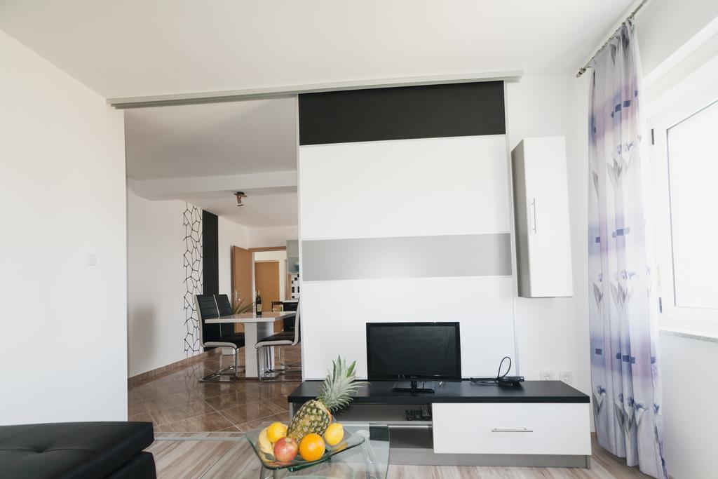 פטרצ'אנה Apartments Toka חדר תמונה
