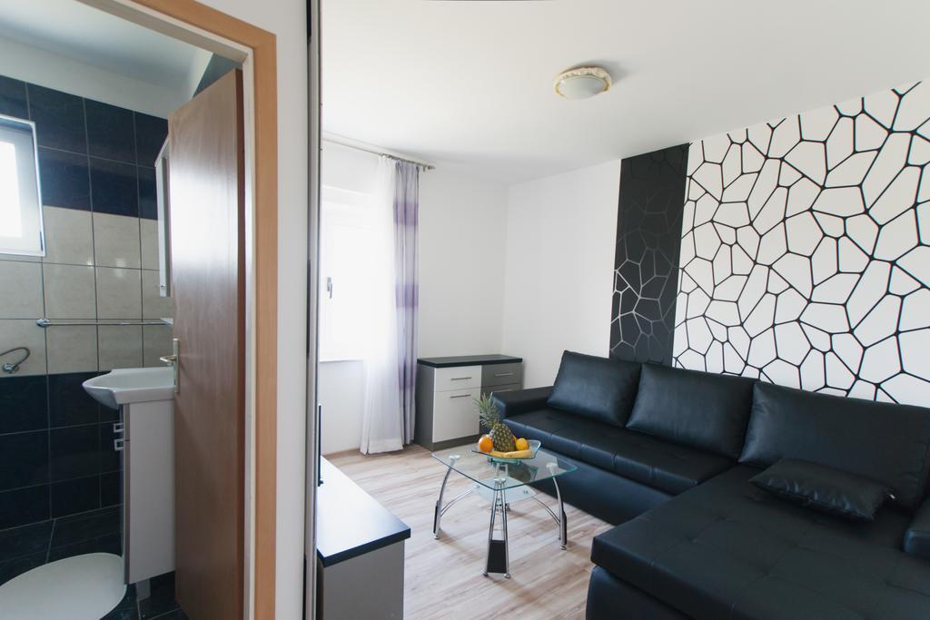 פטרצ'אנה Apartments Toka חדר תמונה