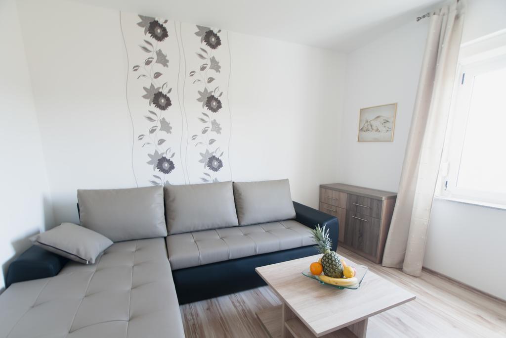 פטרצ'אנה Apartments Toka חדר תמונה