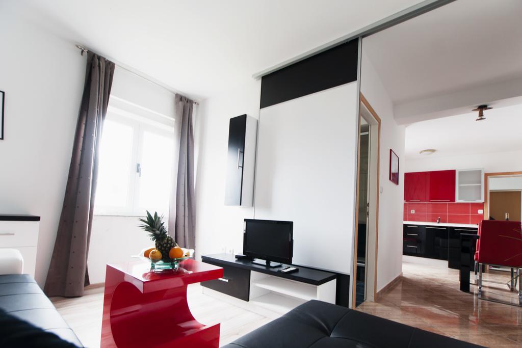 פטרצ'אנה Apartments Toka חדר תמונה